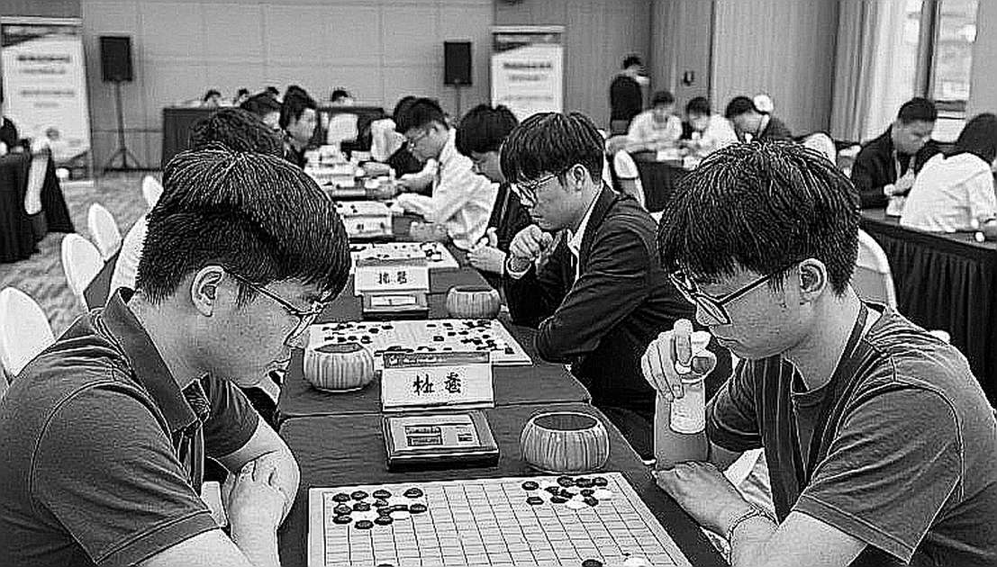 Caruana-Nakamura to Face Sindarov-Pragg at Clutch Chess; Lilov's Course Draws Attention